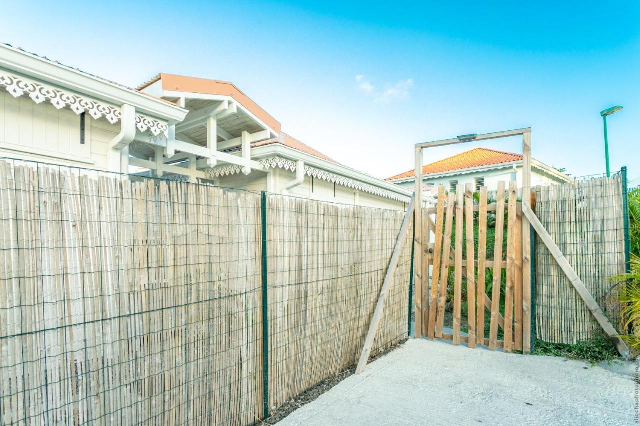 Bungalow Vanille Pacane - Vue Mer Avec Spa Prive Les Trois-Ilets Bagian luar foto